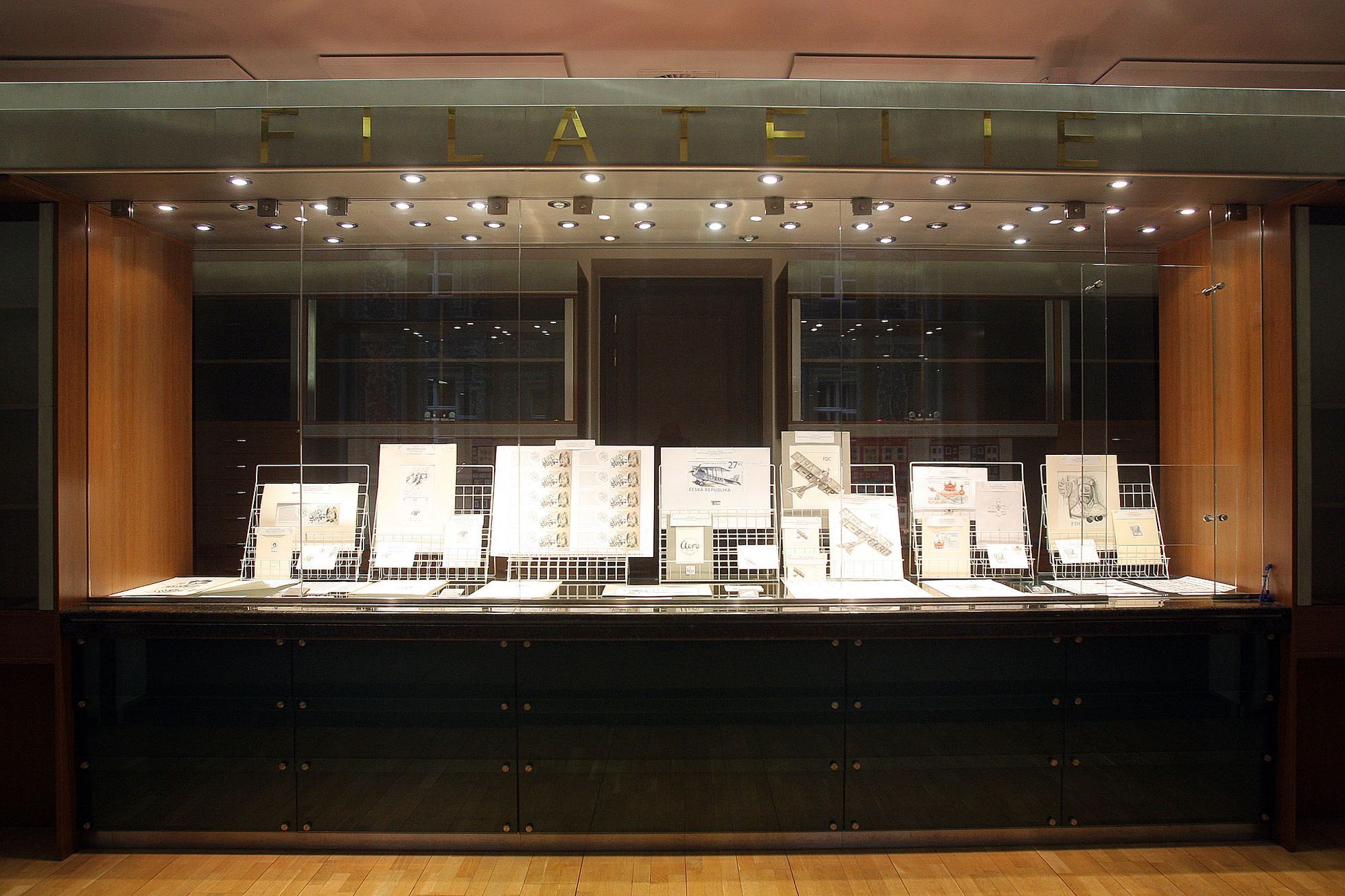 První poštovní známky roku 2017