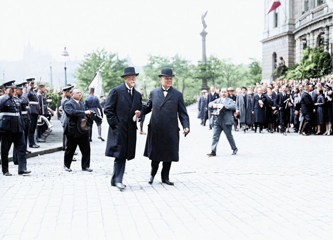 Archivní snímek Tomáše Garrigua Masaryka z roku 1927. Kolorovaný snímek.