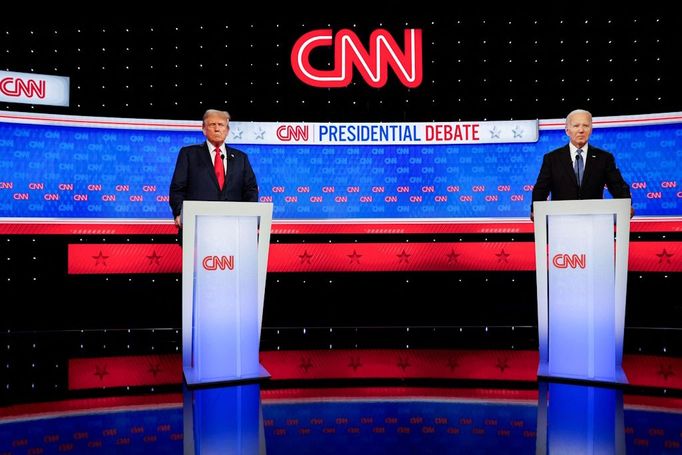 Donald Trump a Joe Biden při první prezidentské debatě pořádané stanicí CNN v Atlantě