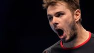 Stanislas Wawrinka se raduje po výhře nad Berdychem na Turnaji mistrů. Švýcar jednoznačně dominoval, především v prvním a třetím setu.