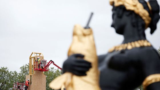 Mademoiselle Paris se krášlí na olympiádu. Přípravy her vrcholí