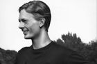 Ztratit všechno, jen abych zůstal sám sebou. Petr Uhlík v roli intersexuální atletky