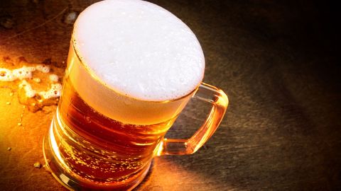 Poznáte čistý půllitr? A jak správně načepovat pivo? Pivní expertka poradí