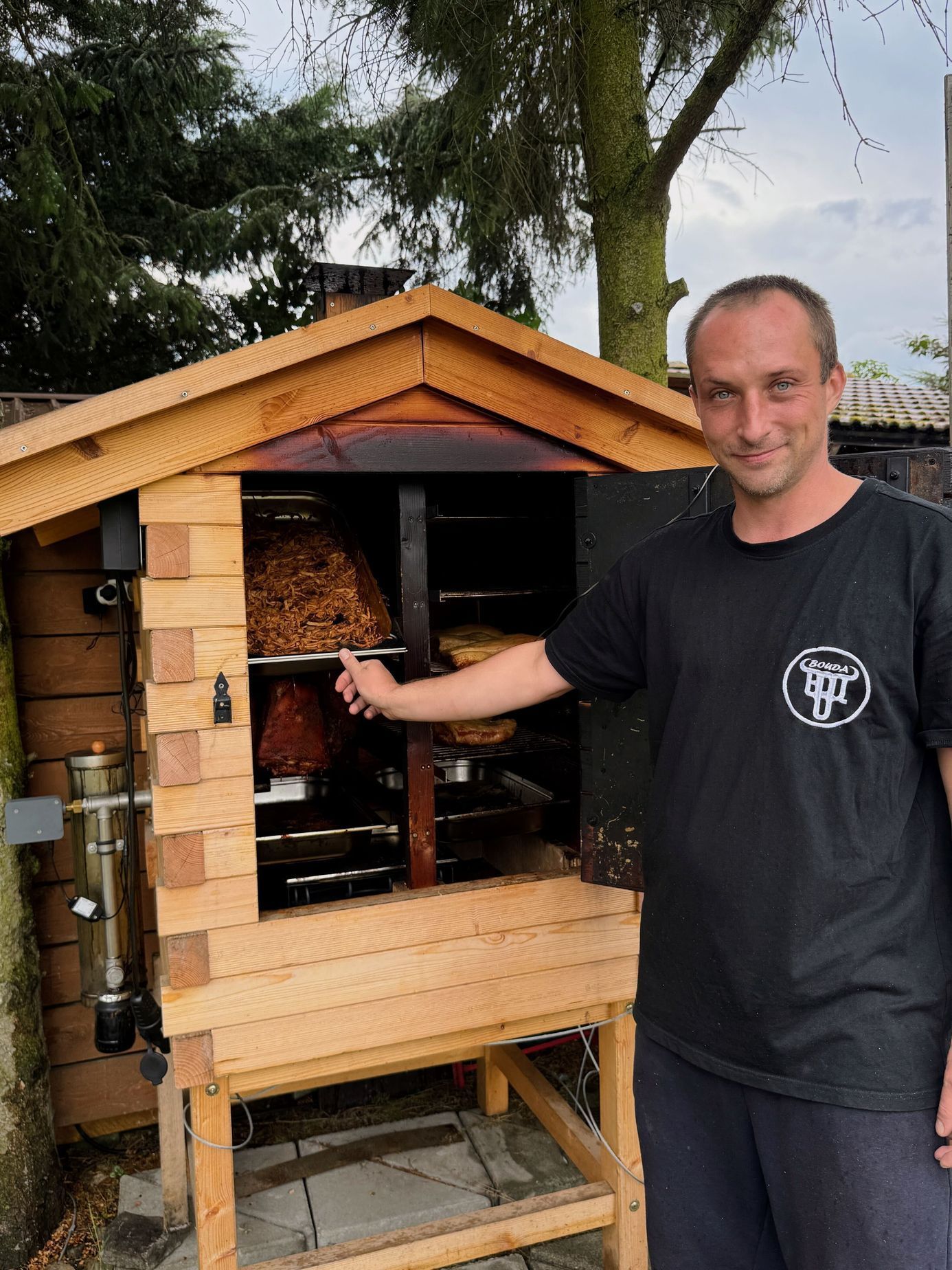 bbq bouda, bistro, bouda, jídlo, vaření, gastronomie, maso, Unhošť, Praha