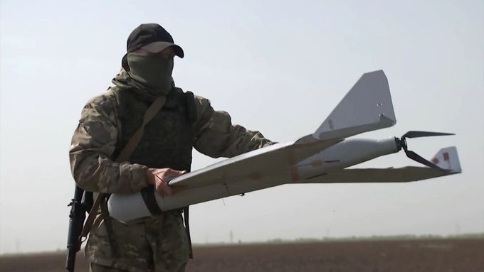 Ruské letecké útoky sílí. Ukrajina hraje o čas, varují američtí novináři