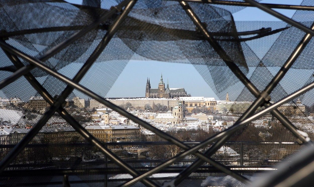 Jednorázové úžití / Dancing house