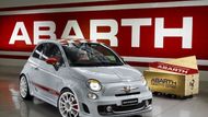 Abarth 500 (rok 2008, najeto 26 000 km, cena 240 000 Kč) - Slavná značka italského úpravce je v provedení 500 zajímavou alternativou na cesty do města. Pohodlně se dopravíte do centra metropole a večer si zajedete zazávodit do zatáček. Ideál, který je nejen pro holky.