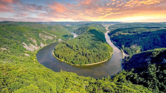 Kam se hrabe vyhlídka Máj. Sársko má unikátní meandr a francouzský šarm