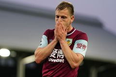 Burnley i díky Vydrově gólové nahrávce poslalo Fulham do druhé ligy