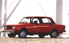 Britská verze 2105 dostala označení Lada Riva.