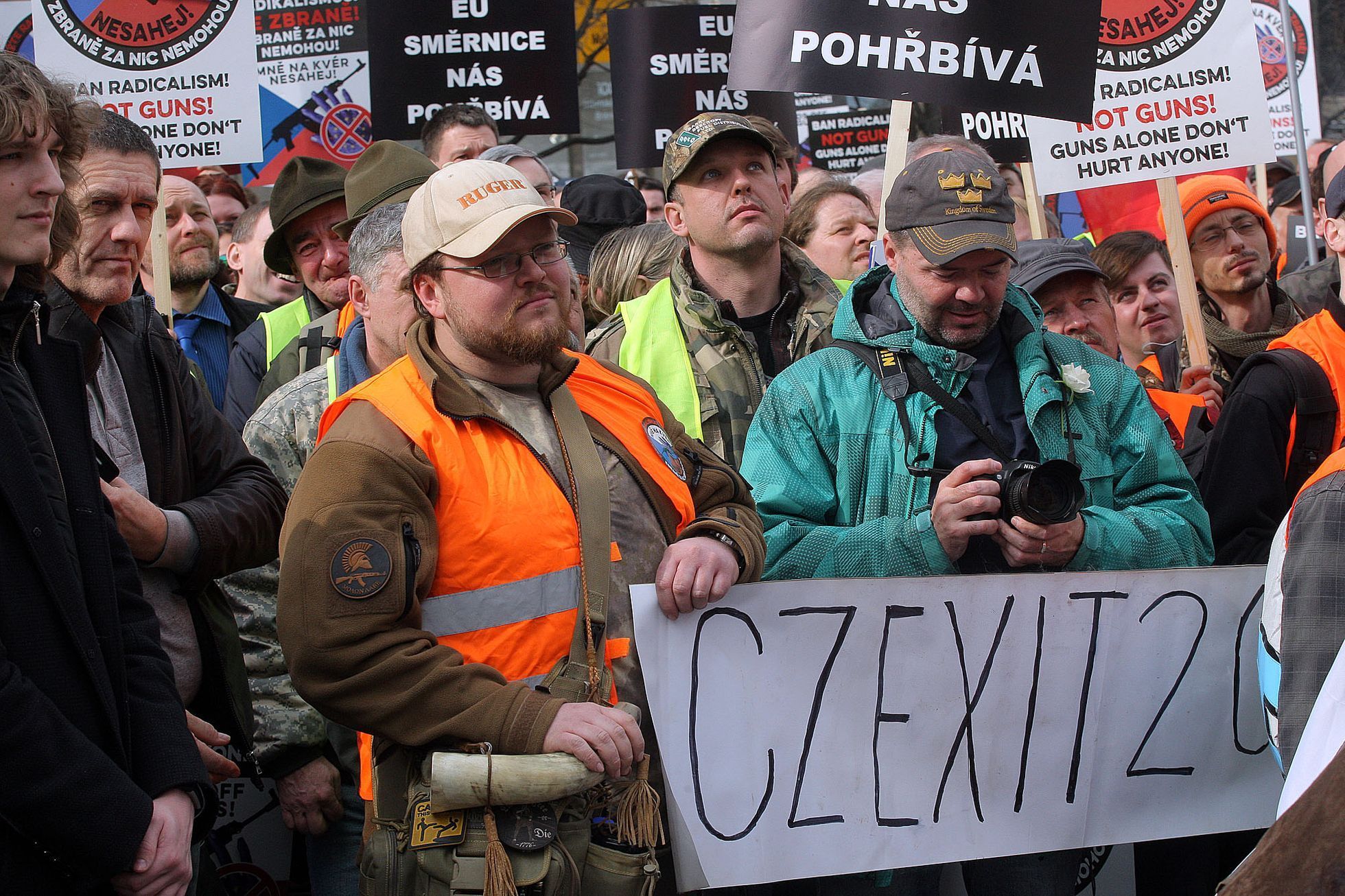 Demonstrace automatických střelců