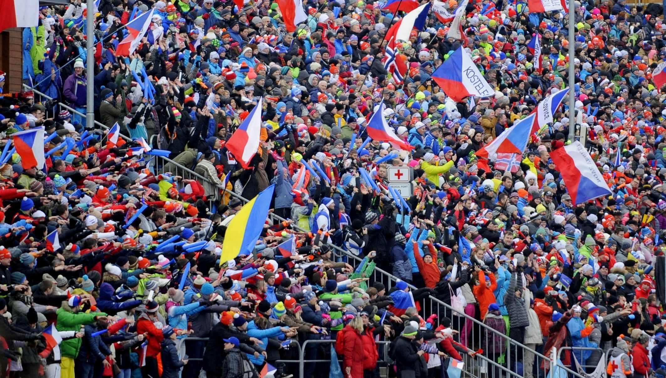 Fanoušci na závodě s hromadným startem na SP v Novém Městě na Moravě 2018.