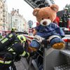 Ukázka požárního zásahu při příležitosti 140 let od požáru Národního divadla, hasiči, hašení