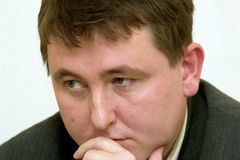 Zemřel redaktor Českého rozhlasu Alexander Tolčinský
