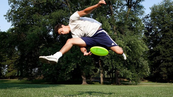 Freestyle frisbee