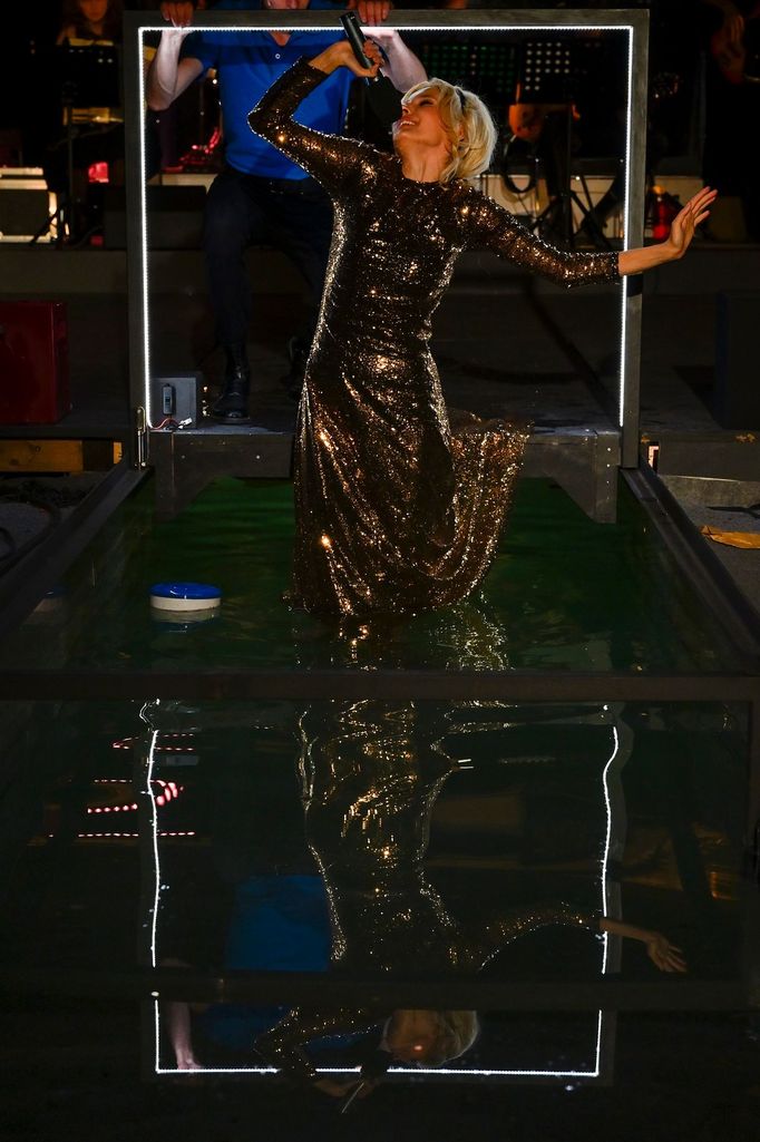 Snímek z inscenace Marta.