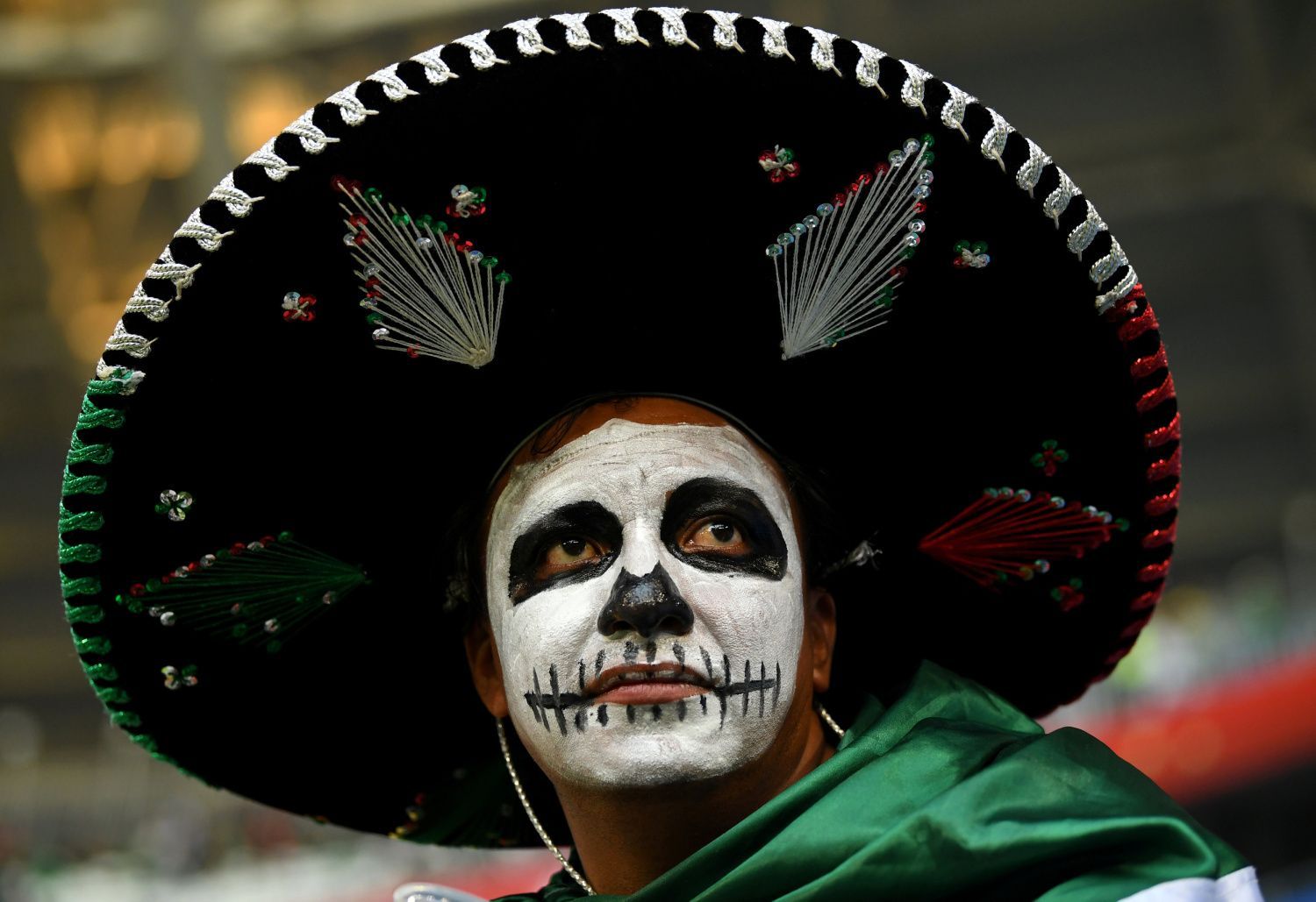 Mexický fanoušek v zápase Mexiko - Brazílie na MS 2018