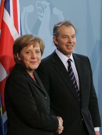 Angela Merkelová při setkání s Tony Blairem