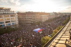 Lidé z regionů jsou nabuzeni přijet, říká k úterní demonstraci Milion chvilek