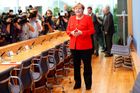 Evropa si s uprchlíky ještě nesplnila "domácí úkoly", řekla Merkelová. Vyzvala k pomoci Itálii