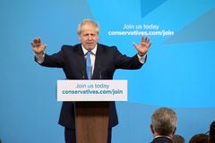 Britští konzervativci vybrali nástupce Mayové, hlasování vyhrál Boris Johnson