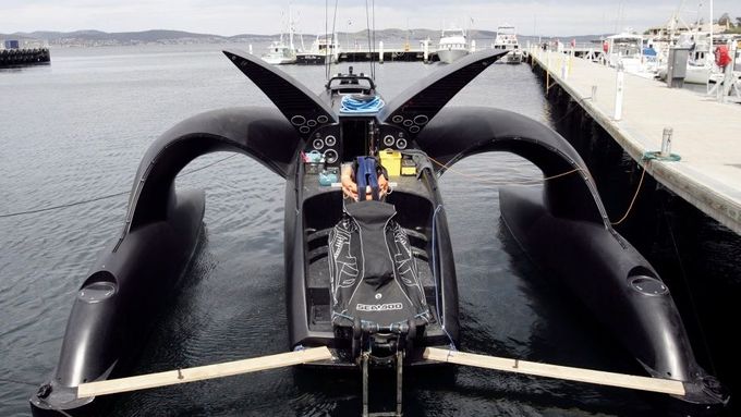 Japonští velrybáři se střetli s australskými aktivisty ze Sea Shepherd