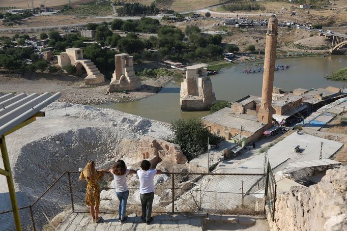 Starověké město Hasankeyf v Turecku, které zatopí  plánovaná vodní přehrada.