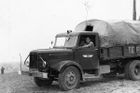 Počátkem dubna 1950 vyrobila nová automobilka Csepel první sériové nákladní auto.