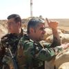 Kurdští muži se točí na frontové linii vždy po deseti dnech.