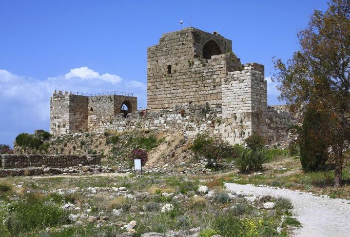 Křížácký hrad ve městě Byblos, Libanon