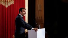 Emmanuel Macron na tiskové konferenci v Elysejském paláci.