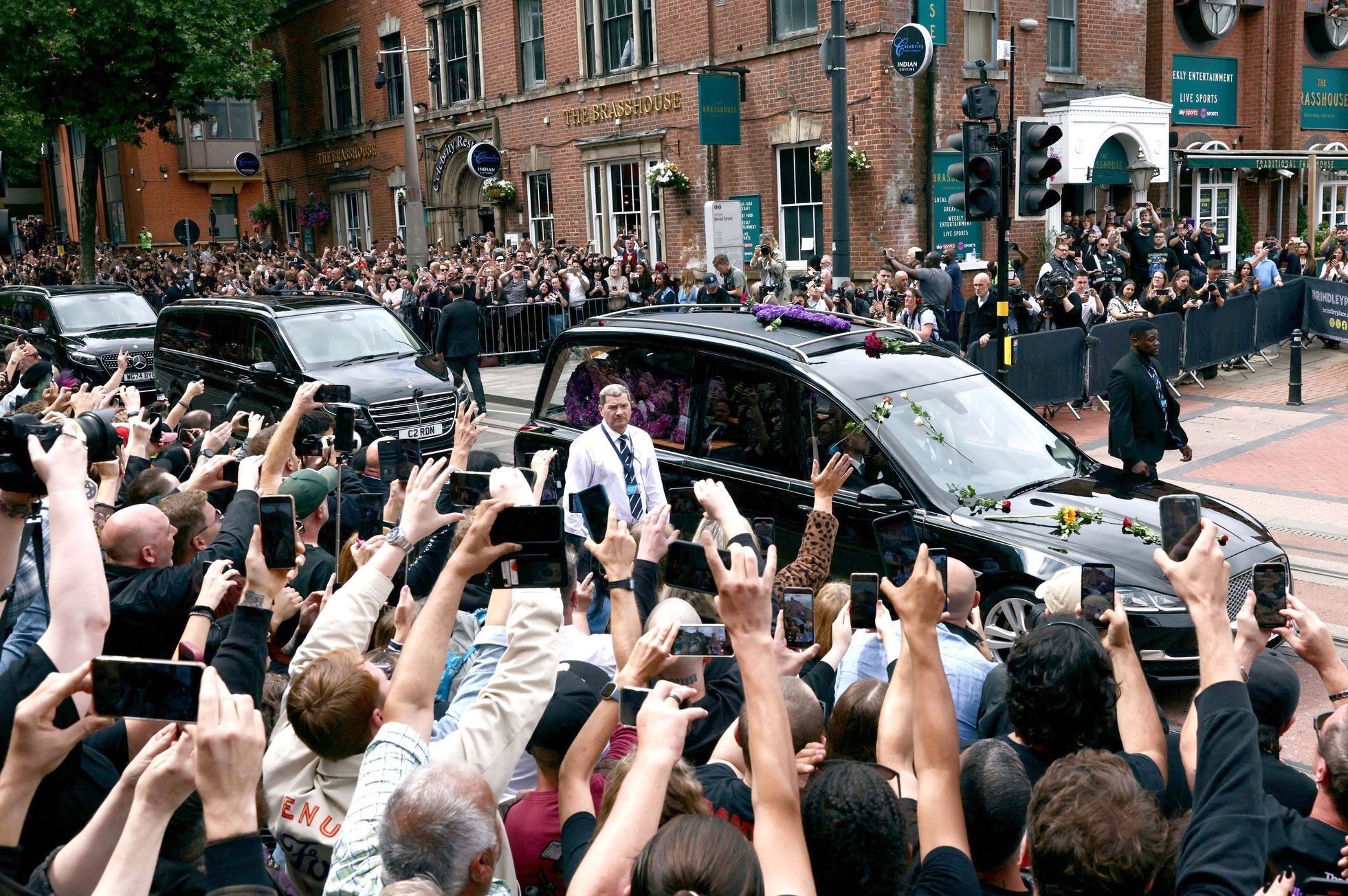 Ozzy Osbourne, Velká Británie, pohřeb, fanoušci, Birmingham
