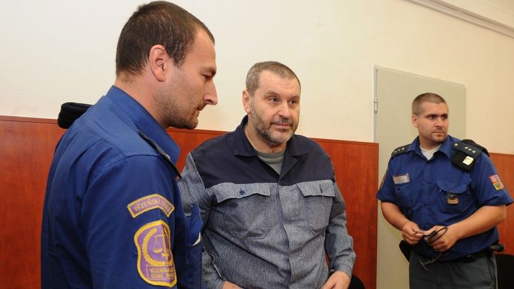 Soudce si uložil na účet přes dva miliony poté, co předčasně propustil kmotra z ODS