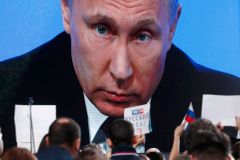 Spojenec, či nepřítel? Ve Spojených státech začíná bitva o postoj k Putinovi a jeho Rusku