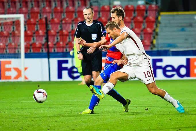 EL, Plzeň-AS Řím: Francesco Totti (10)