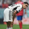 Zklamaný Jamal Musiala po zápase MS 2022 Kostarika - Německo