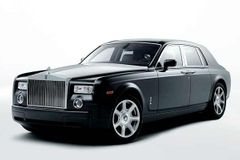 Rolls Royce Phantom po devíti letech změní tvář