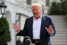 Ukrajině má Trump slíbit nové zbraně. Některé dokážou pustošit Moskvu
