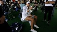 Nicole Vaidišová čeká v zákulisí na svůj první zápas na letošním Wimbledonu.