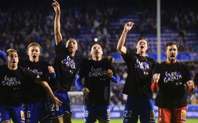 Deportivo Alaves slaví postup do finále Copa del Rey 2017