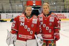 České hokejistky Klára Peslarová a Laura Lerchová ve švédském MODO