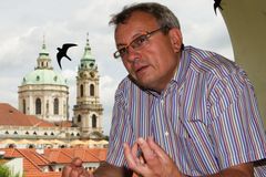 Dlouhý: Rychlá řešení pomohou Česku jen do další krize