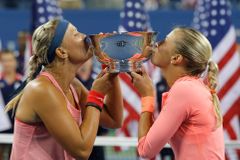 Hlaváčková s Hradeckou vyhrály čtyřhru na US Open