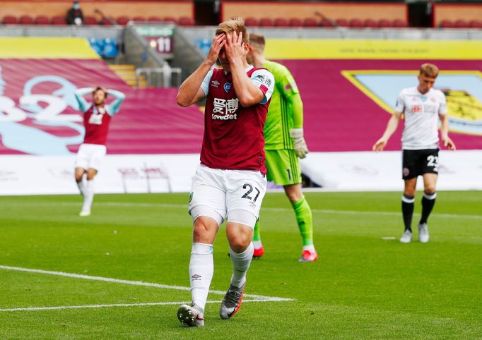 Matěj Vydra v utkání Premier League proti Sheffieldu (jaro 2020)