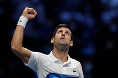 Jestli Djokovič nepředloží důkazy, ať odletí prvním letadlem, žádá australský premiér