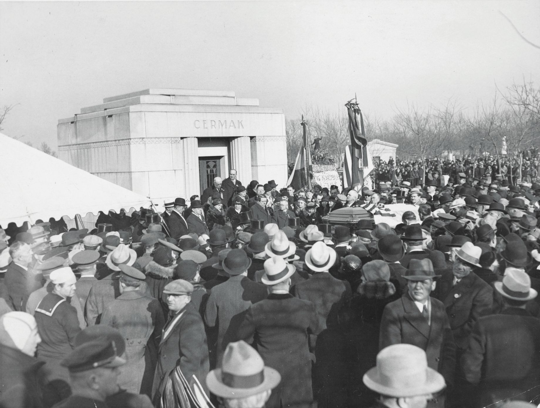 Antonín Čermák, Kladno, Chicago, starosta, historie, Domácí