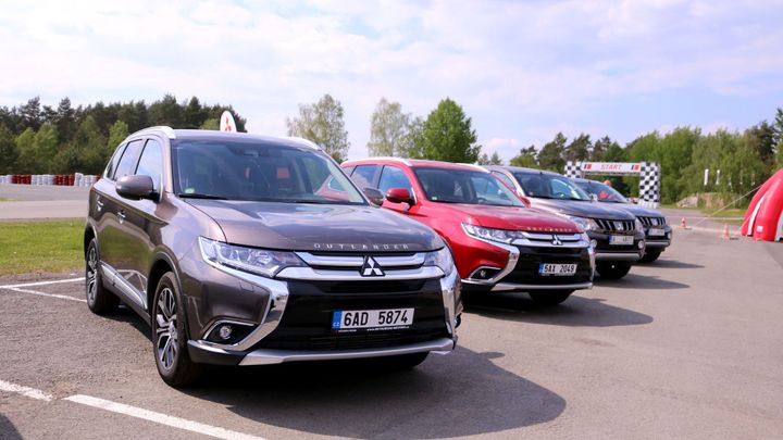 S emisemi prý švindlovalo i Mitsubishi. Japonce vyšetřuje německá prokuratura