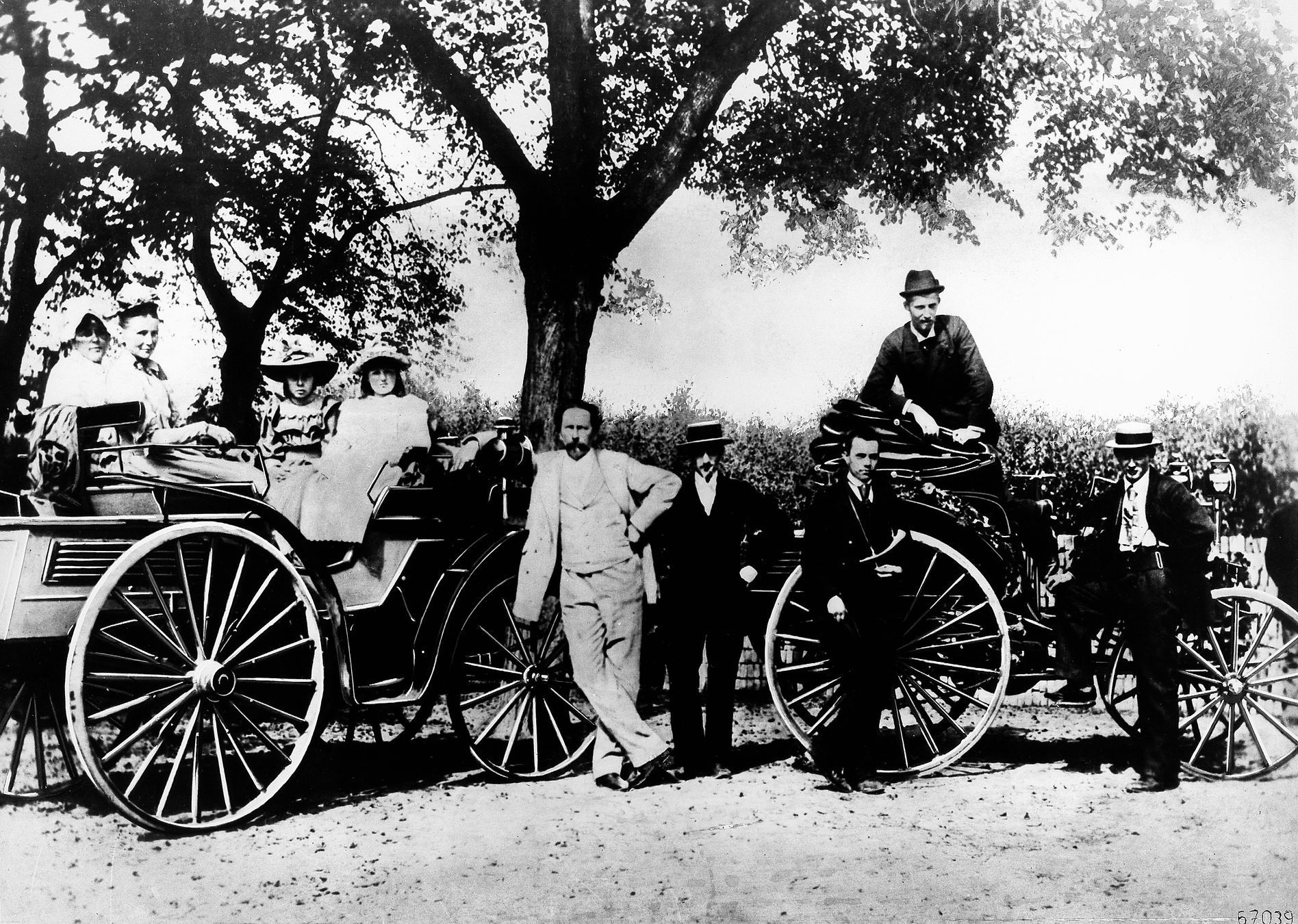 Čeští rodáci v Mercedesu historie auto veterán