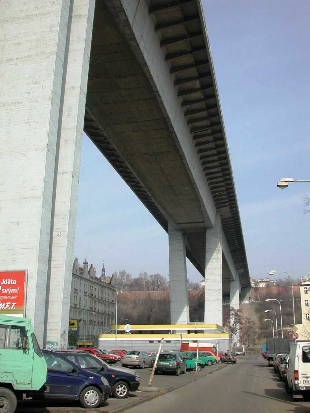 Nuselský most