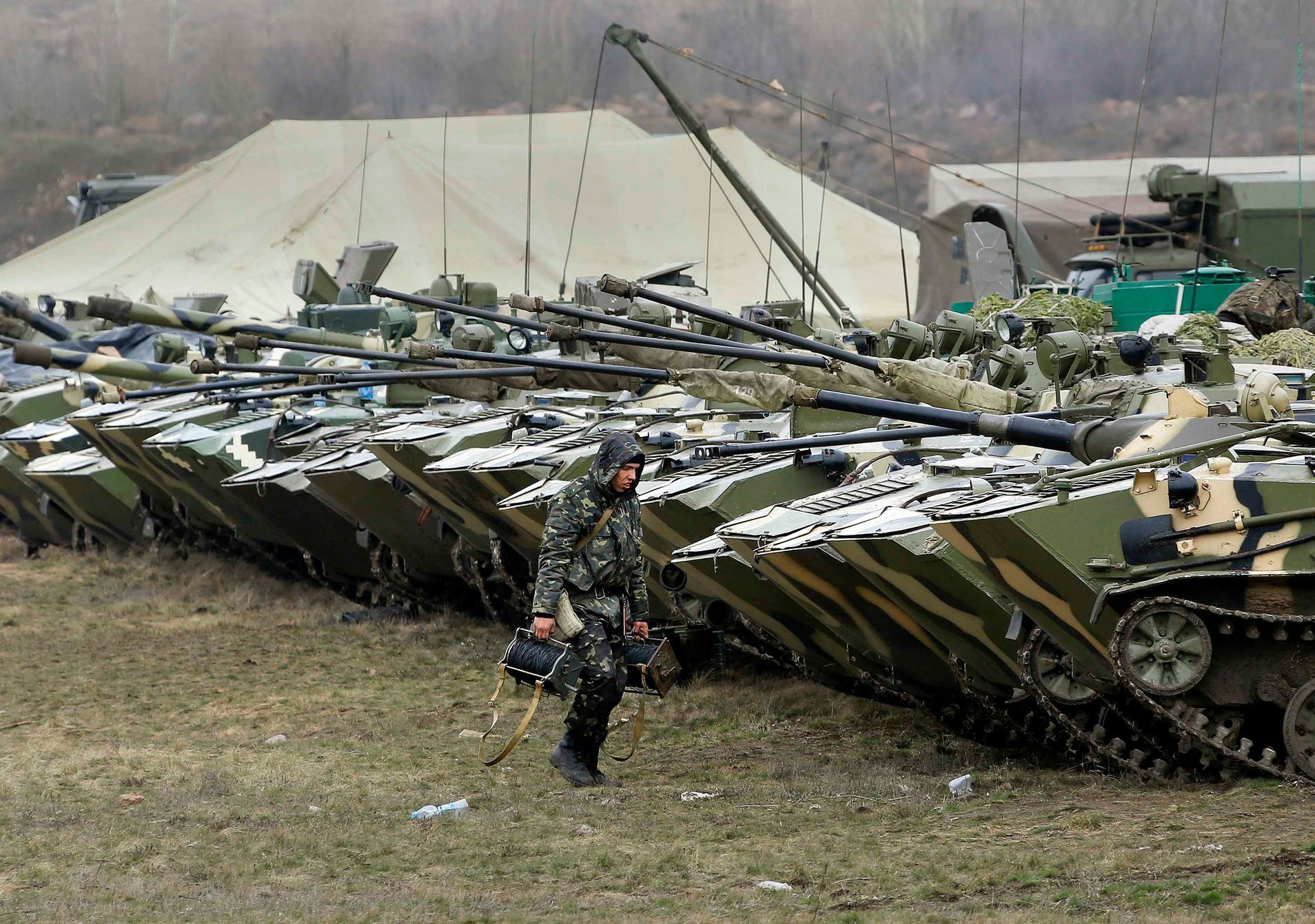 Ukrajinská armáda u hranic s Krymem